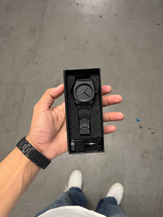 ROMAN AURA WATCH